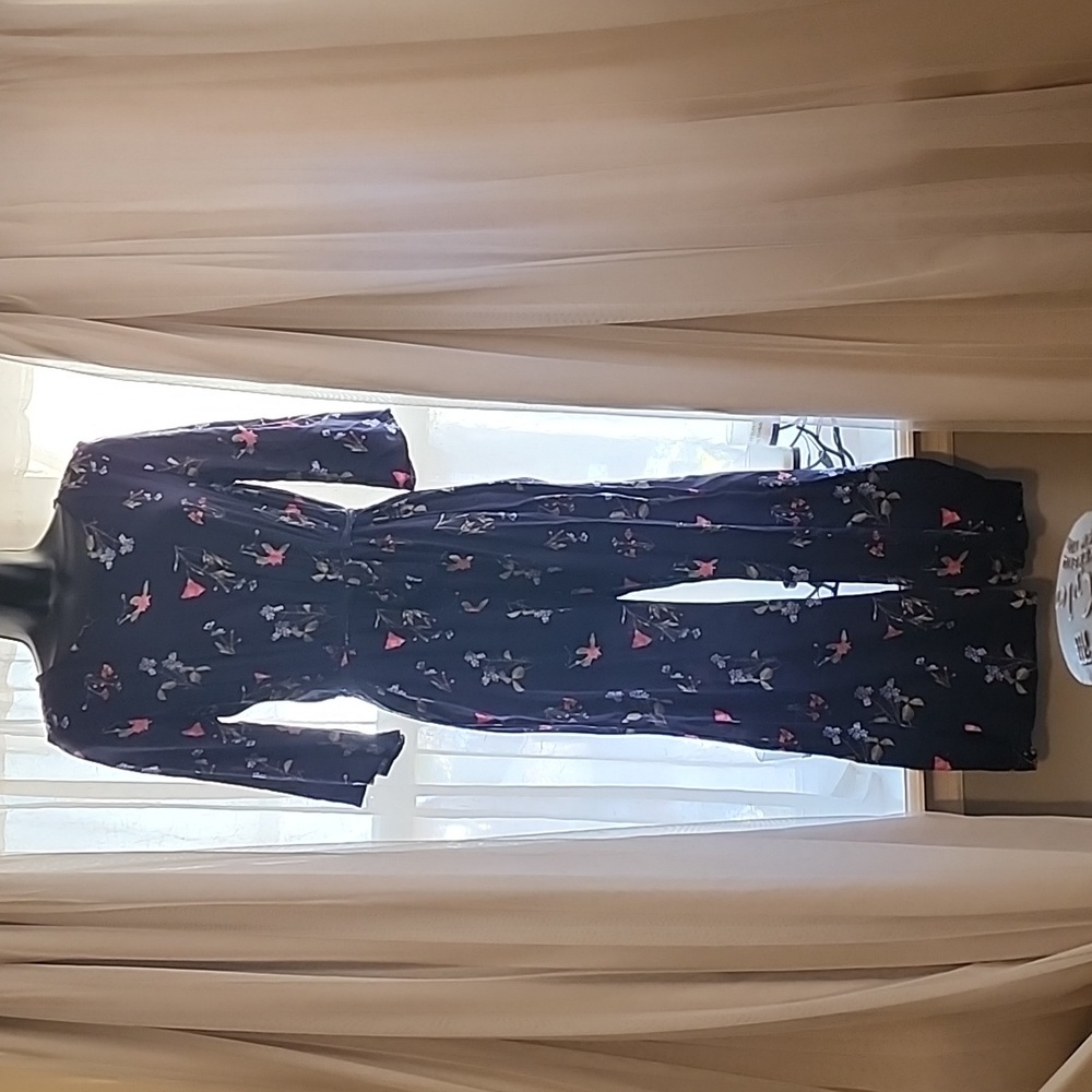 [172] Blue jumpers with flowers girls size 18